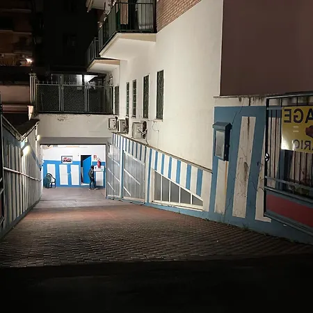 House Exclusive Near Metro A Appartement *